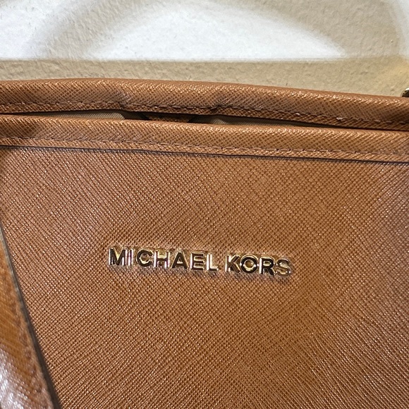 Michael Kors Jet Set East West Signature Brown Leather Tote Purse  Shoulder Bag - Picture 3 of 12